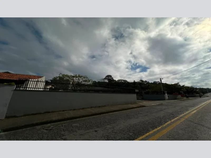 Foto 4 de 10: Casa em leilão em Blumenau - SC, bairro Salto do Norte — Casa - Blumenau - SC