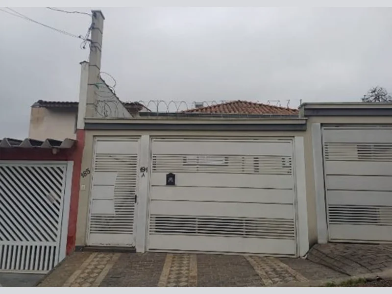 Foto 1 de 5: Casa em leilão em São Paulo - SP, bairro Distrito de Perus — Casa - São Paulo - SP