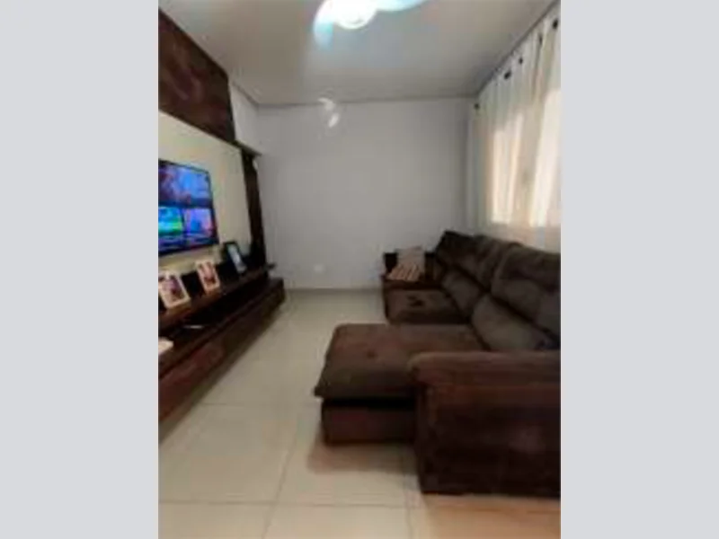 Foto 8 de 16: Comercial em leilão em Rondonópolis - MT, bairro Loteamento Vila União — Prédio - Rondonópolis - MT