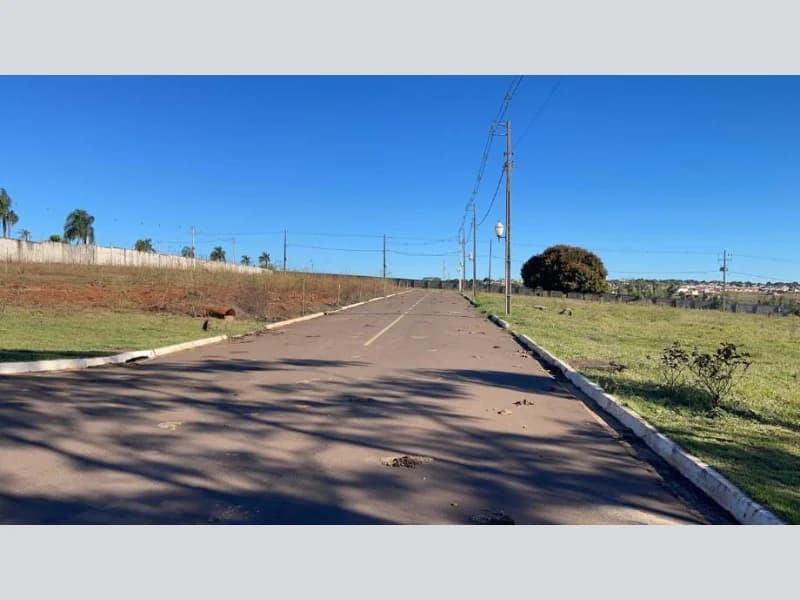 Foto 11 de 27: Terreno em leilão em Pérola - PR — Loteamento - Pérola - PR