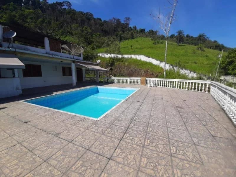 Foto 18 de 19: Casa em leilão em Magé - RJ, bairro Parque do Imperador — Casa - Magé - RJ
