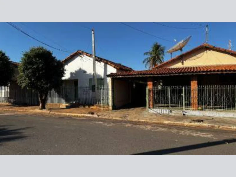Foto 3 de 8: Casa em leilão em União Paulista - SP, bairro Centro — Casa - União Paulista - SP