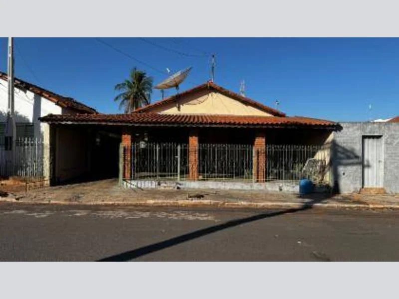 Foto 7 de 8: Casa em leilão em União Paulista - SP, bairro Centro — Casa - União Paulista - SP