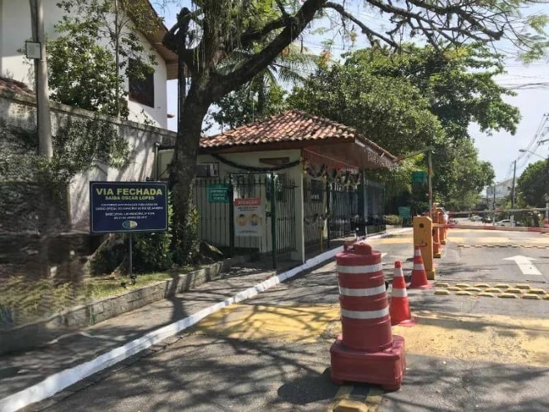 Foto 26 de 49: Casa em leilão em Rio De Janeiro - RJ, bairro Anil — Casa - Rio de Janeiro - RJ
