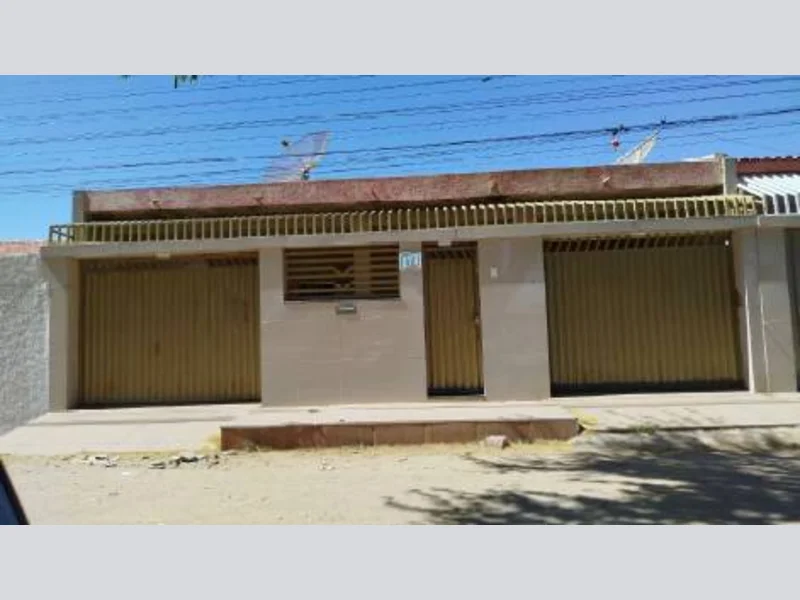 Foto 18 de 18: Casa em leilão em Petrolina - PE, bairro Loteamento Recife — Casa - Petrolina - PE