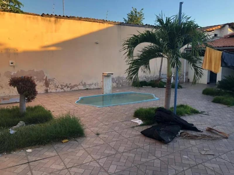Foto 7 de 10: Casa em leilão em Janaúba - MG, bairro Gameleira — Casa - Janaúba - MG