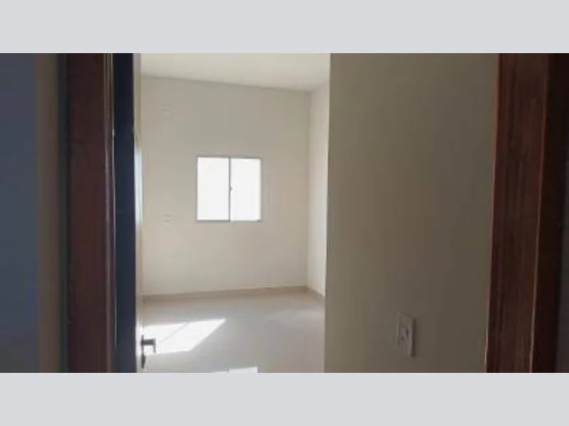 Foto 11 de 18: Casa em leilão em Ibiassucê - BA, bairro Alto do Cruzeiro — Casa - Ibiassucê - BA