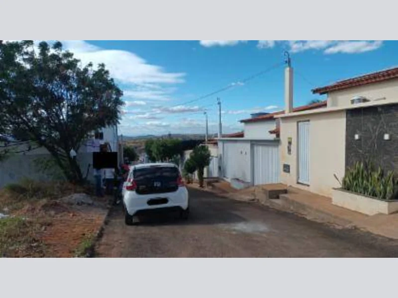 Foto 16 de 18: Casa em leilão em Ibiassucê - BA, bairro Alto do Cruzeiro — Casa - Ibiassucê - BA