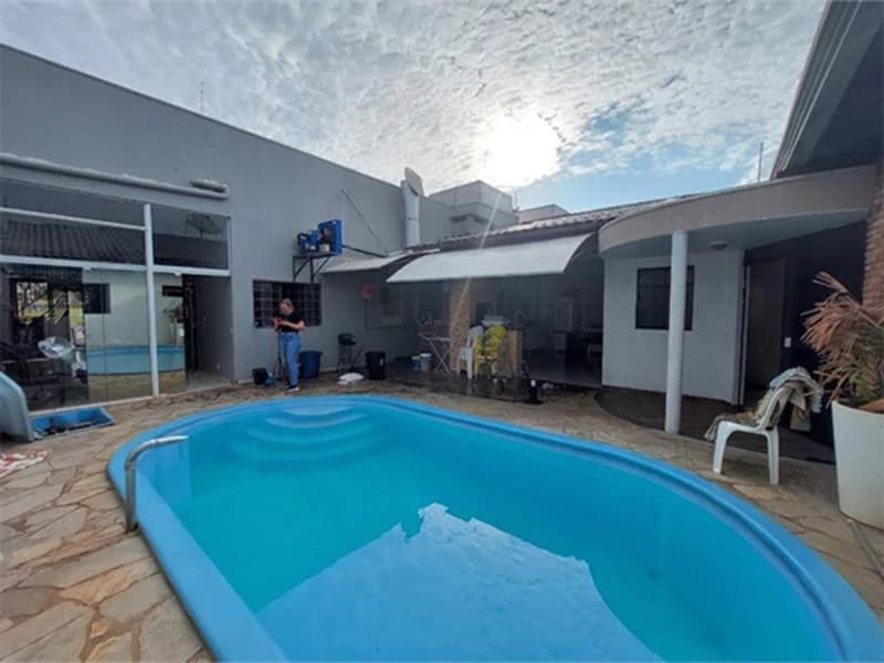Foto 4 de 51: Casa em leilão em Lucas Do Rio Verde - MT, bairro Jardim Primaveras — Casa - Lucas do Rio Verde - MT