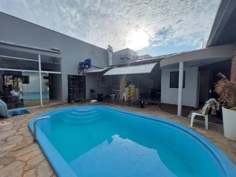 Foto 46 de 51: Casa em leilão em Lucas Do Rio Verde - MT, bairro Jardim Primaveras — Casa - Lucas do Rio Verde - MT