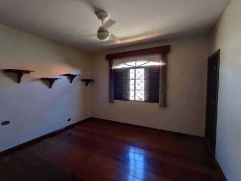 Foto 16 de 36: Casa em leilão em Faxinal - PR, bairro Centro — Casa - Faxinal - PR