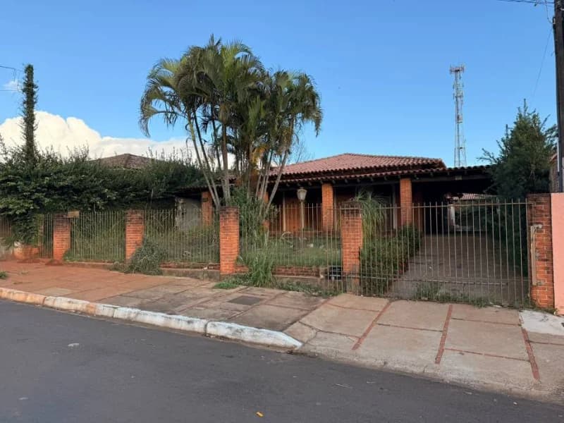 Foto 23 de 36: Casa em leilão em Faxinal - PR, bairro Centro — Casa - Faxinal - PR