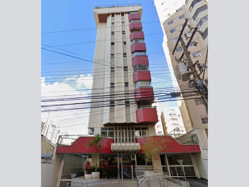 Foto 9 de 22: Apartamento em leilão em Goiânia - GO, bairro Setor Bueno — Apartamento - Goiânia - GO