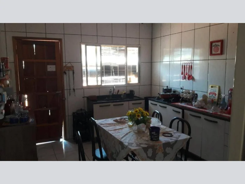Foto 26 de 27: Casa em leilão em São Carlos Do Ivaí - PR, bairro Centro — Casa - São Carlos do Ivaí - PR