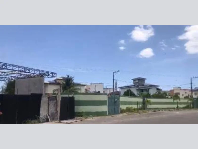 Foto 2 de 4: Casa em leilão em Camaçari - BA, bairro Centro — Casa - Camaçari - BA