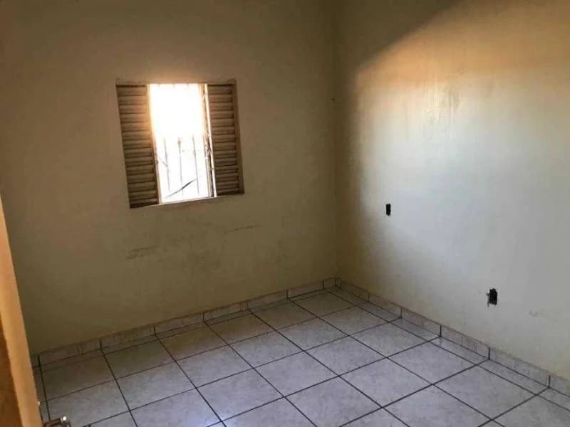 Foto 3 de 14: Casa em leilão em Luziânia - GO, bairro Parque Estrela D'alva Ix — Casa - Luziânia - GO