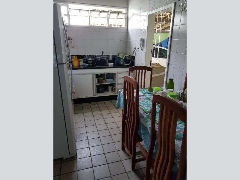 Foto 16 de 18: Casa em leilão em Camaçari - BA, bairro Centro — Casa - Camaçari - BA