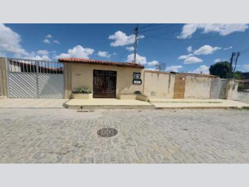 Foto 2 de 4: Casa em leilão em Feira De Santana - BA, bairro Parque Ipê — Casa - Feira de Santana - BA