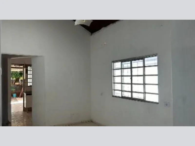 Foto 36 de 41: Casa em leilão em Cassilândia - MS, bairro Vila Pernambuco — Casa - Cassilândia - MS