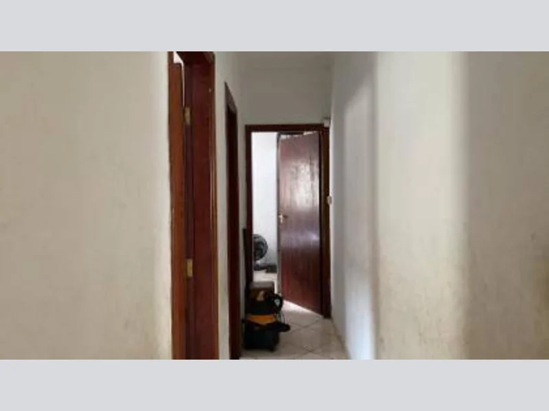 Foto 9 de 11: Comercial em leilão em Bauru - SP, bairro Madureira — Prédio - Bauru - SP