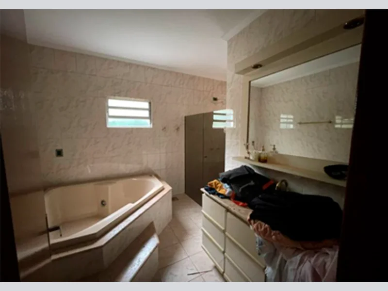 Foto 17 de 21: Casa em leilão em Cianorte - PR, bairro Zona 1 — Casa - Cianorte - PR