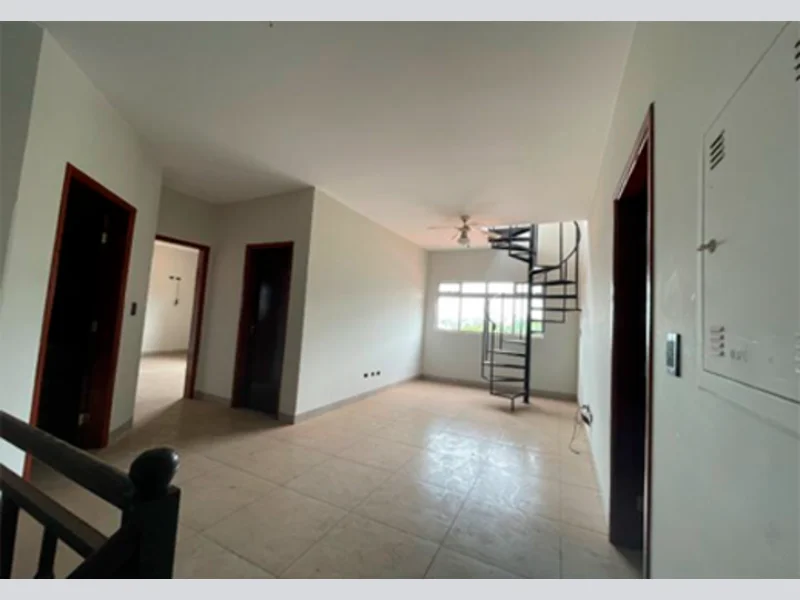 Foto 21 de 21: Casa em leilão em Cianorte - PR, bairro Zona 1 — Casa - Cianorte - PR