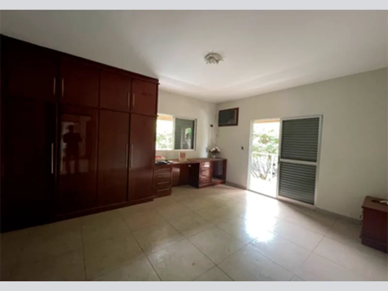 Foto 16 de 21: Casa em leilão em Cianorte - PR, bairro Zona 1 — Casa - Cianorte - PR