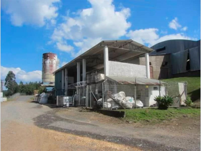 Foto 15 de 23: Comercial em leilão em Sengés - PR, bairro Distrito Industrial Ii — Galpão - Sengés - PR
