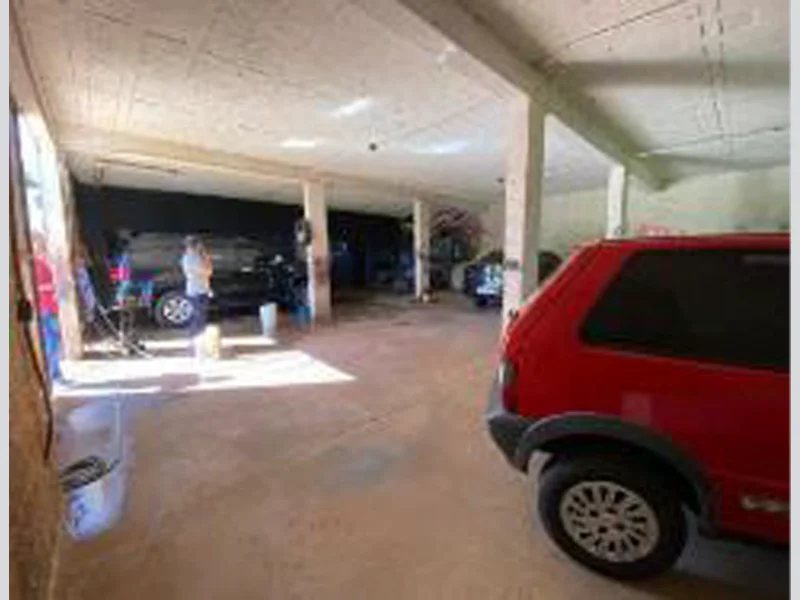 Foto 2 de 16: Comercial em leilão em Ribeirão Claro - PR, bairro Centro — Galpão - Ribeirão Claro - PR