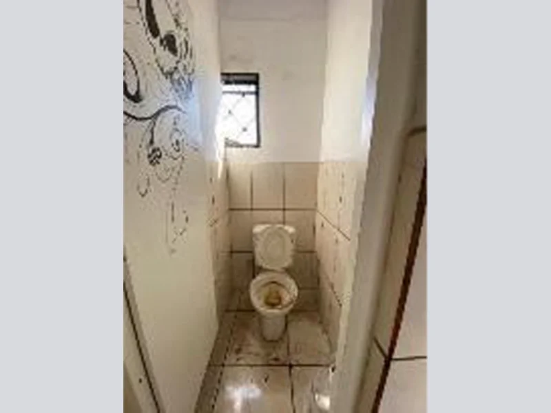 Foto 9 de 16: Comercial em leilão em Ribeirão Claro - PR, bairro Centro — Galpão - Ribeirão Claro - PR