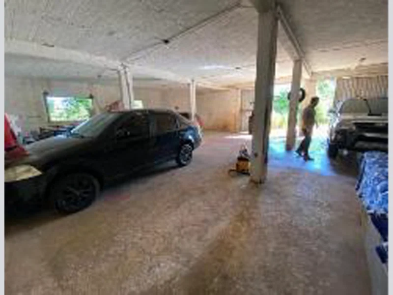 Foto 14 de 16: Comercial em leilão em Ribeirão Claro - PR, bairro Centro — Galpão - Ribeirão Claro - PR