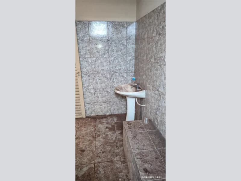 Foto 1 de 11: Comercial em leilão em Terenos - MS, bairro Loteamento Vila Ferreira — Prédio comercial - Terenos - MS