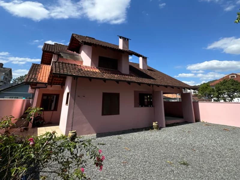 Foto 3 de 8: Casa em leilão em Pomerode - SC, bairro Centro — Casa - Pomerode - SC