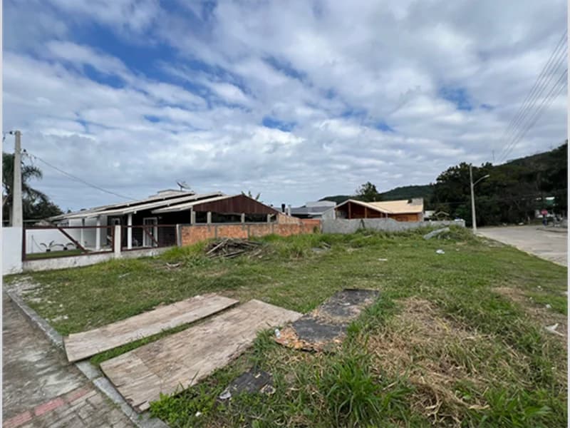 Foto 7 de 7: Terreno em leilão em Bombinhas - SC, bairro Zimbros — Terreno - Bombinhas - SC