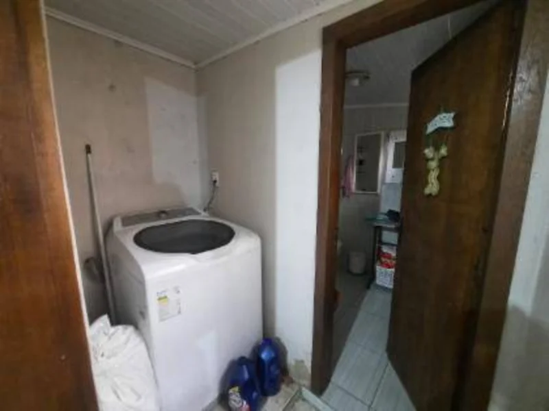 Foto 1 de 12: Apartamento em leilão em Porto Alegre - RS, bairro Rubem Berta — Apartamento - Porto Alegre - RS