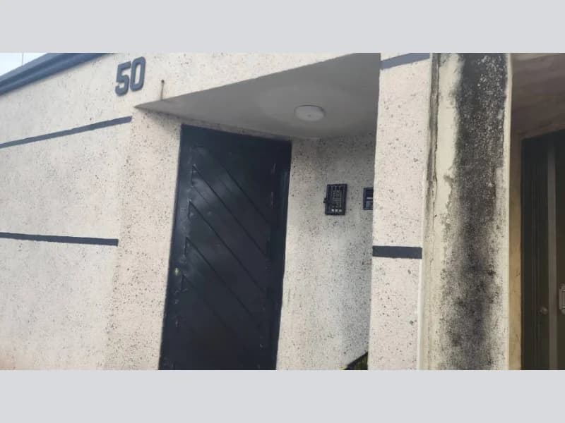 Foto 43 de 57: Casa em leilão em Uberlândia - MG, bairro Jardim das Palmeiras — Casa - Uberlândia - MG