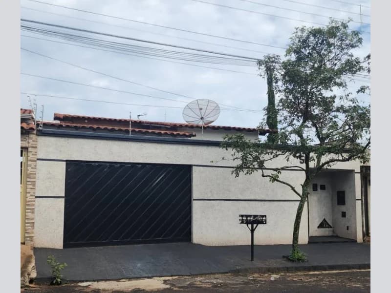 Foto 44 de 57: Casa em leilão em Uberlândia - MG, bairro Jardim das Palmeiras — Casa - Uberlândia - MG
