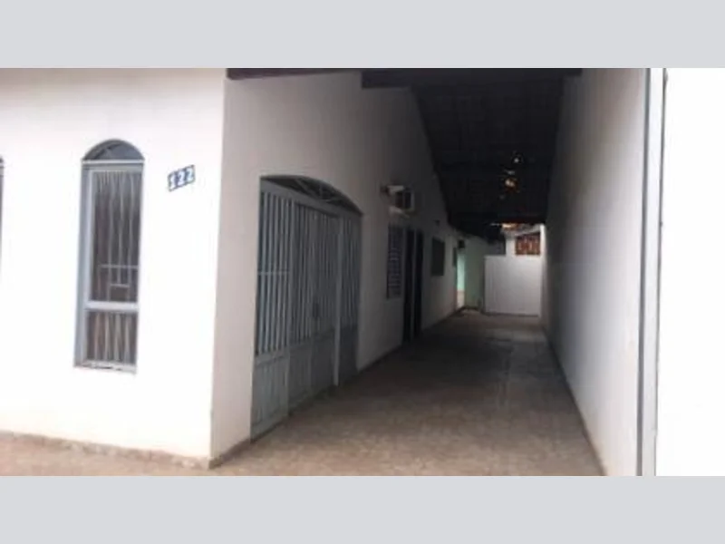 Foto 13 de 25: Casa em leilão em Campo Grande - MS, bairro Vila Taveirópolis — Casa - Campo Grande - MS