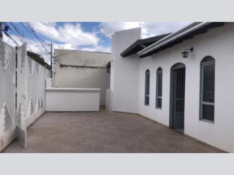 Foto 17 de 25: Casa em leilão em Campo Grande - MS, bairro Vila Taveirópolis — Casa - Campo Grande - MS