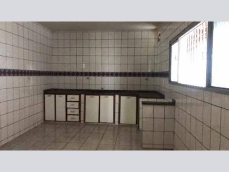 Foto 22 de 25: Casa em leilão em Campo Grande - MS, bairro Vila Taveirópolis — Casa - Campo Grande - MS