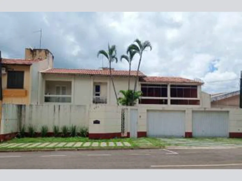 Foto 2 de 39: Casa em leilão em Londrina - PR, bairro Jardim Petrópolis — Casa - Londrina - PR
