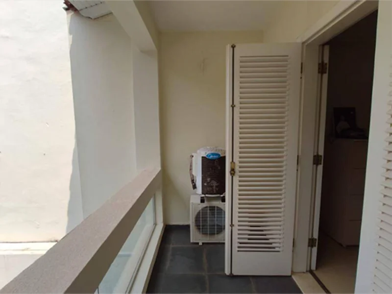 Foto 10 de 39: Casa em leilão em Londrina - PR, bairro Jardim Petrópolis — Casa - Londrina - PR