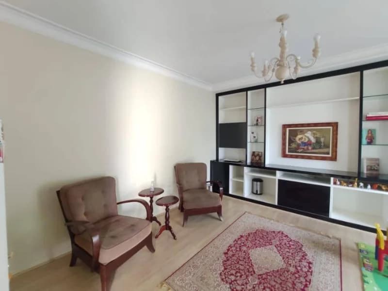 Foto 30 de 39: Casa em leilão em Londrina - PR, bairro Jardim Petrópolis — Casa - Londrina - PR