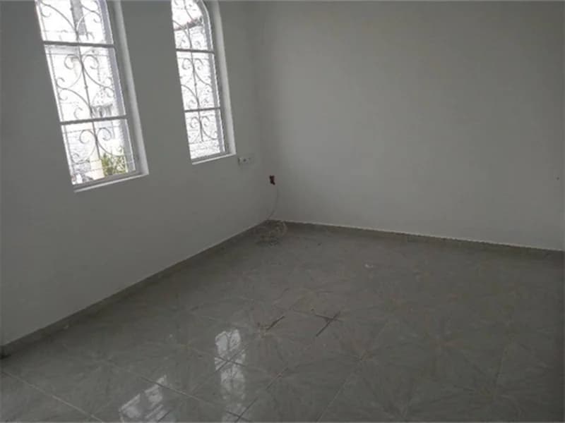 Foto 8 de 27: Casa em leilão em Lorena - SP, bairro Parque das Rodovias — Casa - Lorena - SP