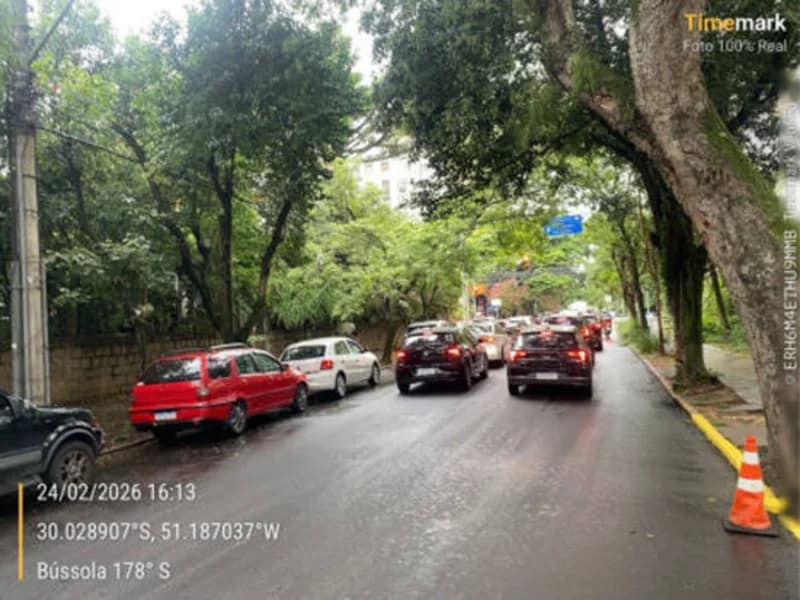 Foto 1 de 8: Apartamento em leilão em Porto Alegre - RS — Apartamento - Porto Alegre - RS