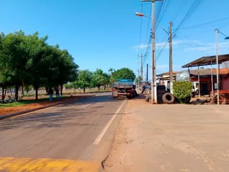 Foto 6 de 9: Comercial em leilão em Porto Franco - MA, bairro Entroncamento — Prédio - Porto Franco - MA