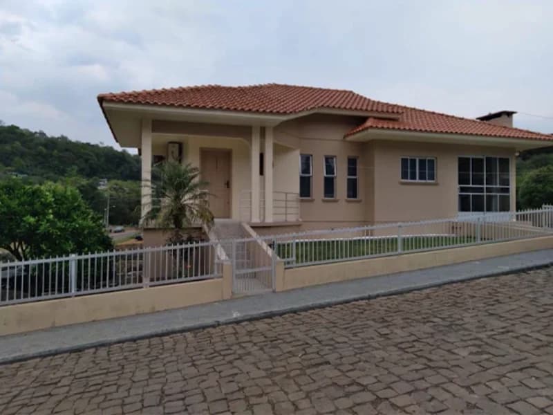 Foto 13 de 20: Casa em leilão em Erval Velho - SC, bairro Centro — Casa - Erval Velho - SC
