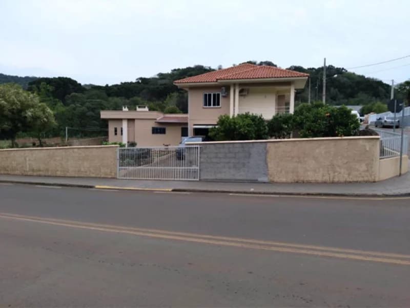 Foto 17 de 20: Casa em leilão em Erval Velho - SC, bairro Centro — Casa - Erval Velho - SC