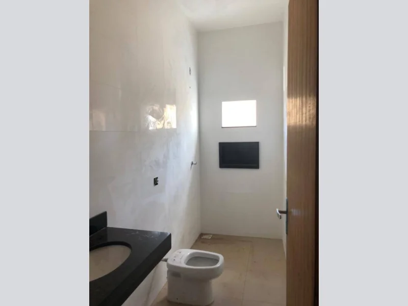 Foto 16 de 23: Casa em leilão em Quirinópolis - GO, bairro Jardim Vitoria — Casa - Quirinópolis - GO