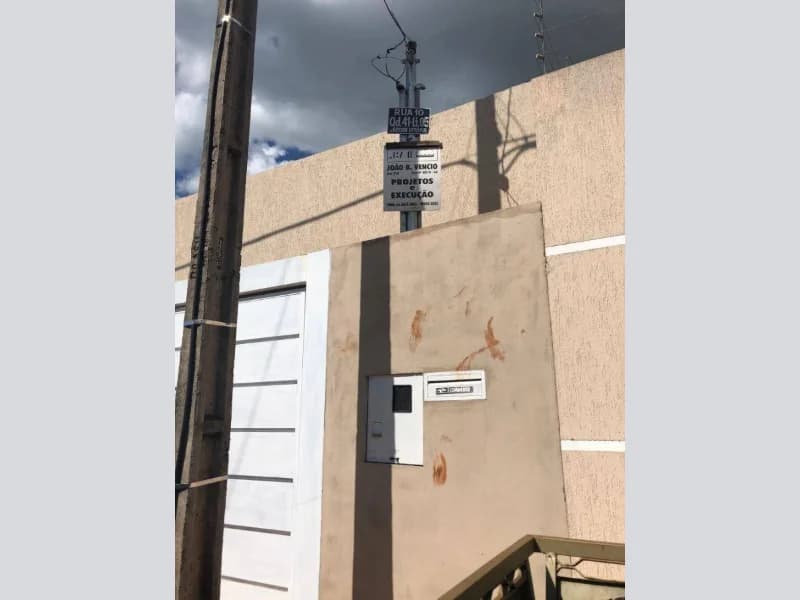 Foto 11 de 23: Casa em leilão em Quirinópolis - GO, bairro Jardim Vitoria — Casa - Quirinópolis - GO
